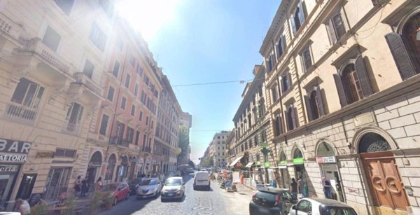 appartamento in vendita a Roma in zona Esquilino