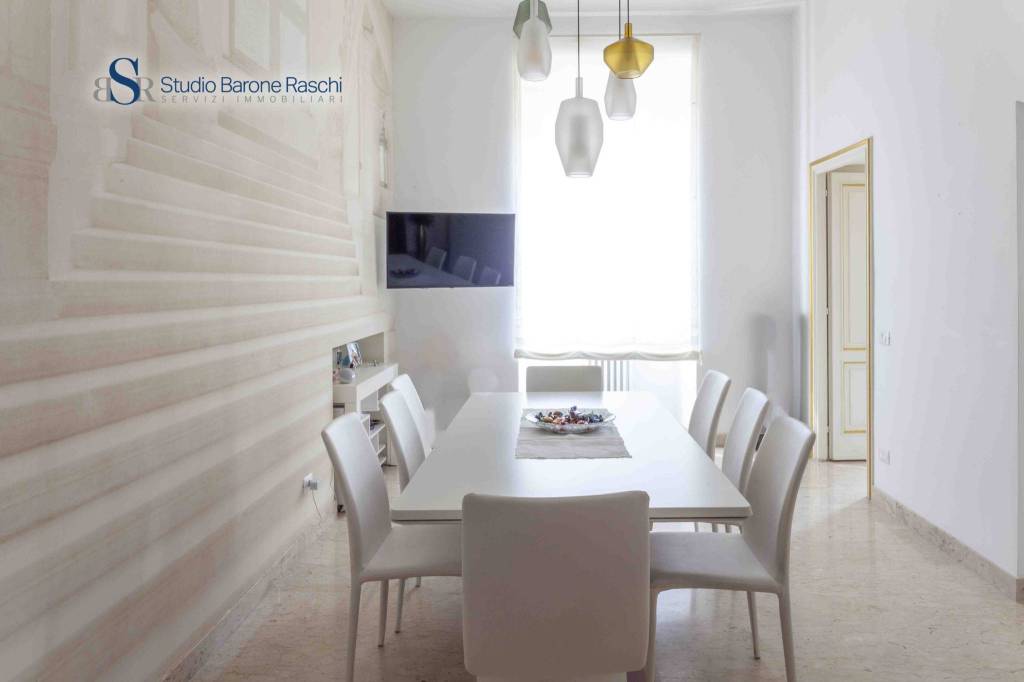 appartamento in vendita a Roma in zona Castro Pretorio