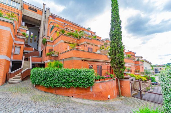 appartamento in vendita a Roma in zona Prima Porta