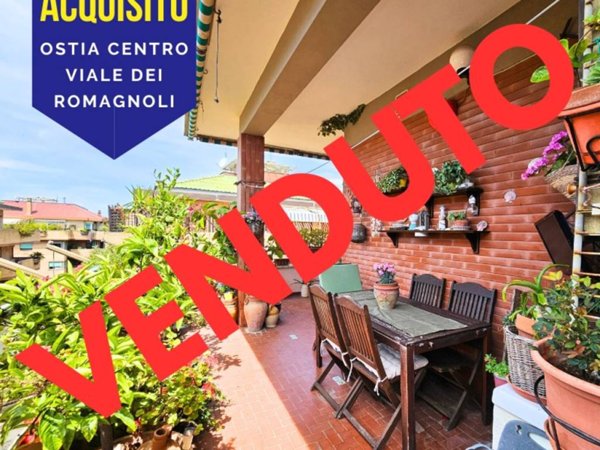appartamento in vendita a Roma in zona Ostia