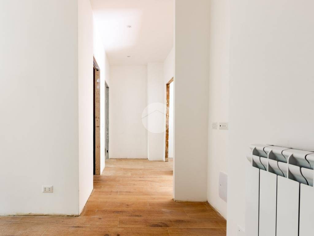 appartamento in vendita a Roma in zona Ostiense