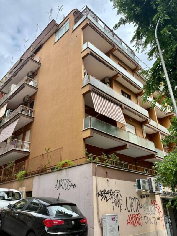 appartamento in vendita a Roma in zona Gianicolense