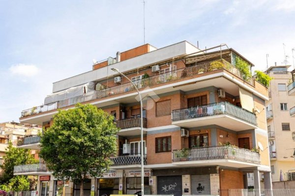 appartamento in vendita a Roma in zona Primavalle