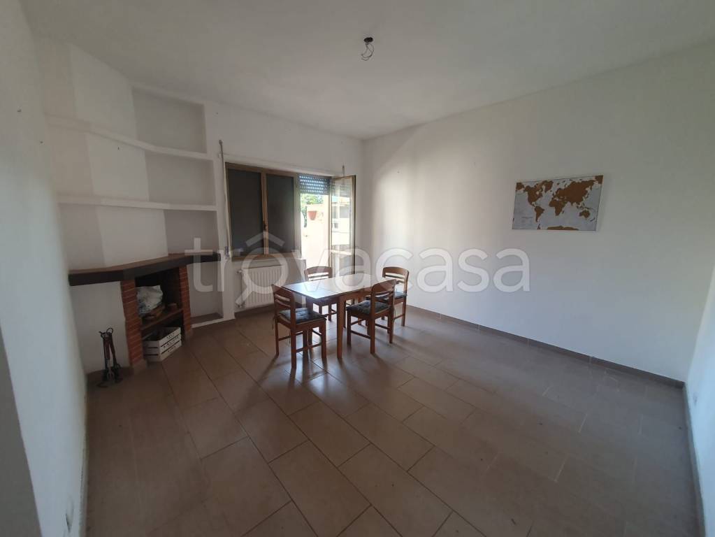 appartamento in vendita a Roma in zona Vitinia