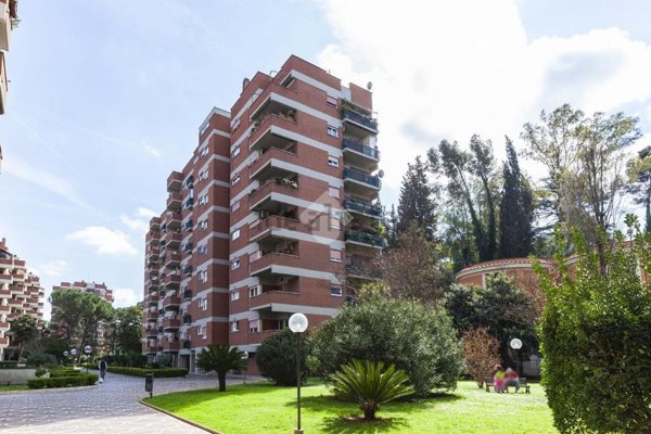 appartamento in vendita a Roma in zona Ardeatino