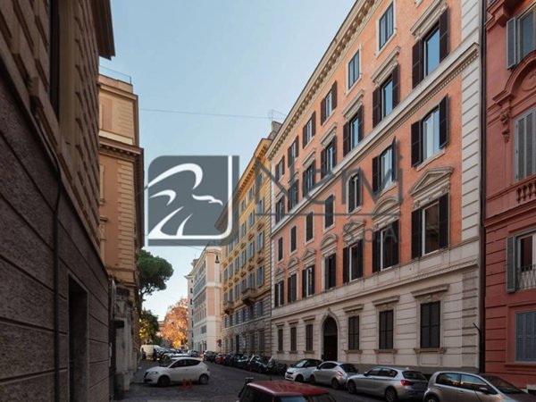 appartamento in vendita a Roma in zona Ludovisi/Sallustiano