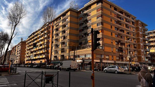appartamento in vendita a Roma in zona Portuense
