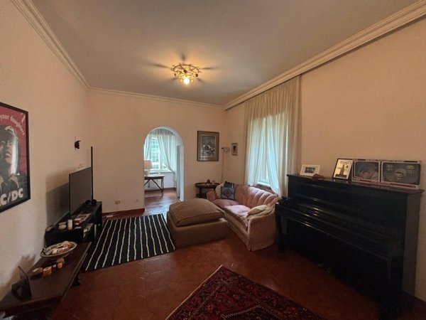 appartamento in vendita a Roma in zona Tomba di Nerone