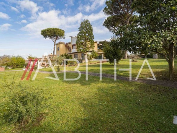 casa indipendente in vendita a Roma in zona Marcigliana