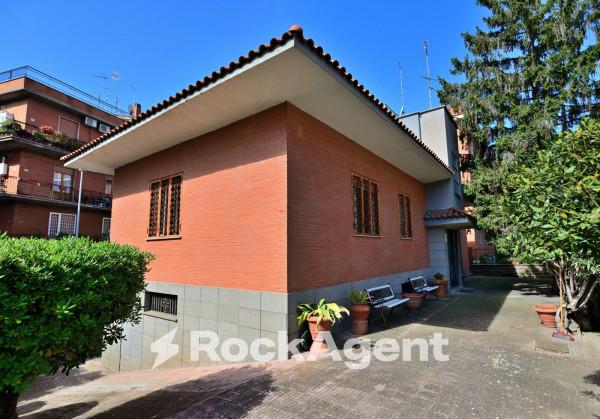 casa indipendente in vendita a Roma in zona Tor Vergata/Torrenova