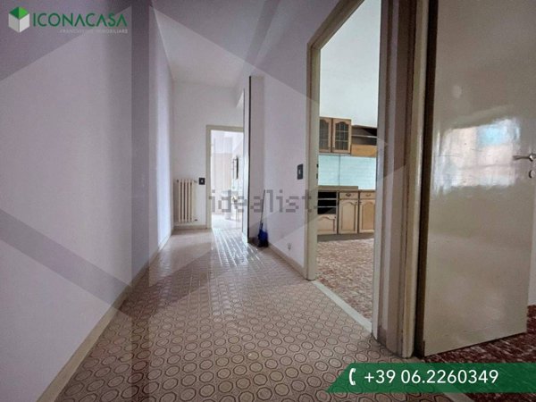 appartamento in vendita a Roma in zona Castelverde