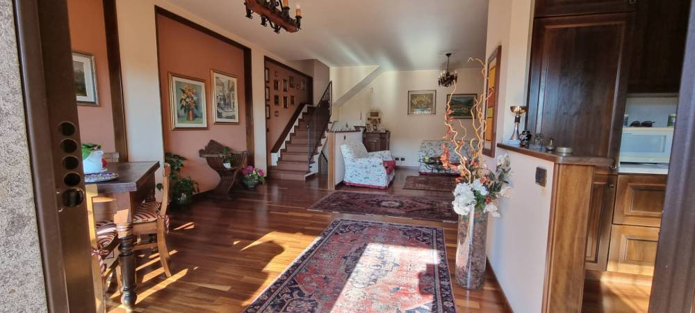 casa indipendente in vendita a Roma in zona Infernetto