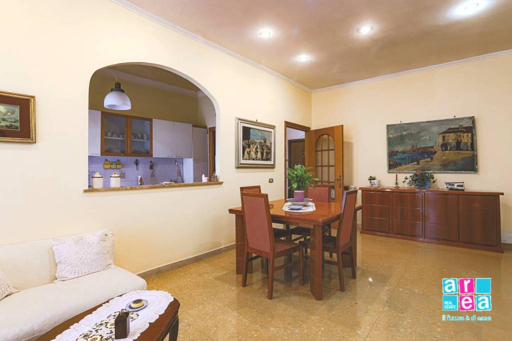 appartamento in vendita a Roma in zona Portuense