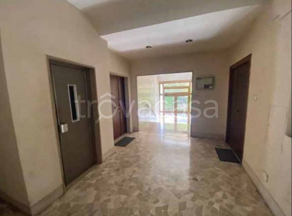 appartamento in vendita a Roma in zona Ostia