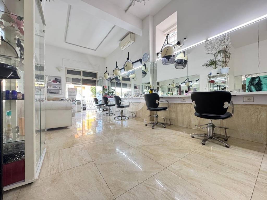 appartamento in vendita a Roma in zona Castelverde