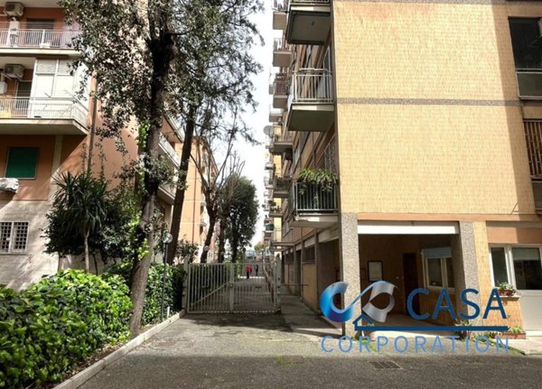appartamento in vendita a Roma in zona Ostiense