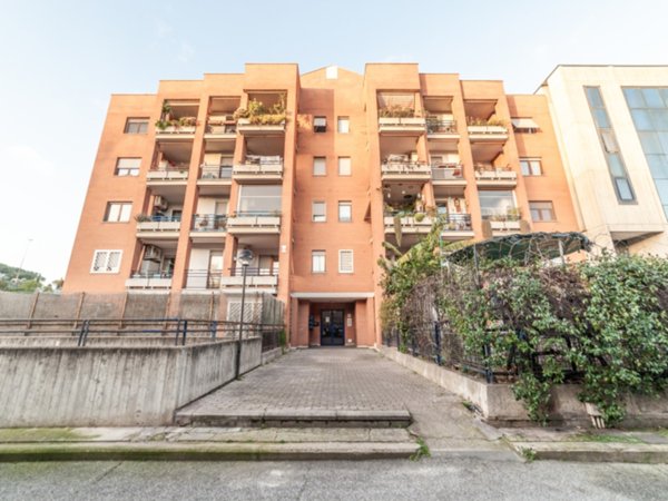 appartamento in vendita a Roma in zona Ostia
