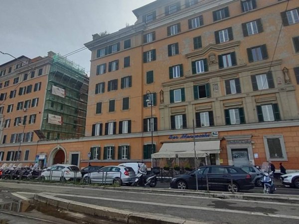 bivano in vendita a Roma in zona Flaminio