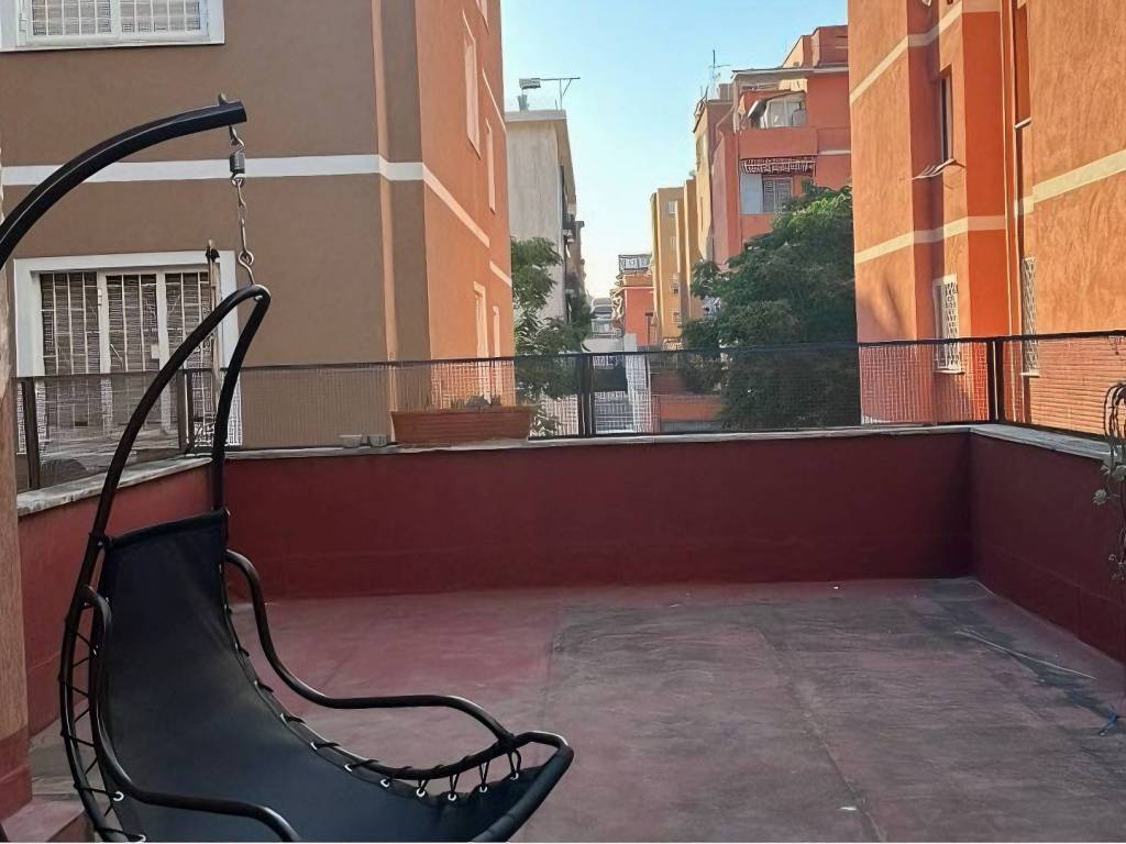 appartamento in vendita a Roma in zona Tuscolano