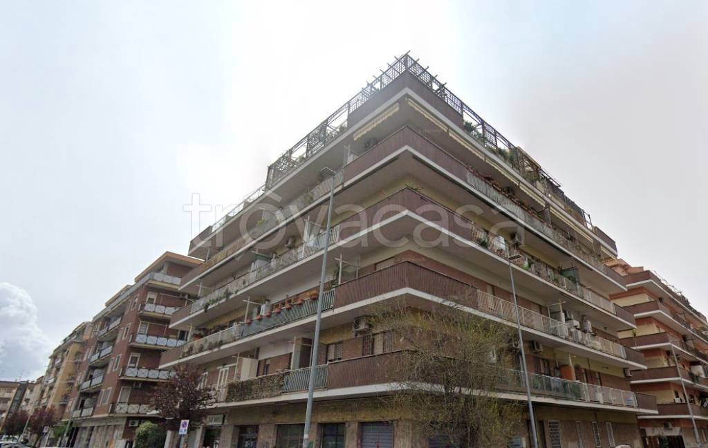 appartamento in vendita a Roma in zona Ostia