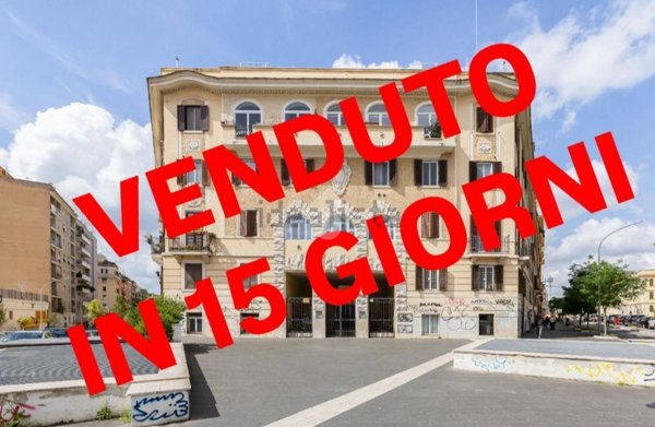 appartamento in vendita a Roma in zona Tuscolano