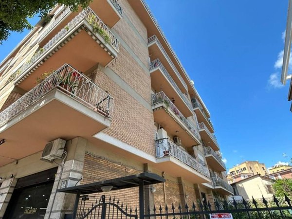appartamento in vendita a Roma in zona Monte Sacro/Talenti