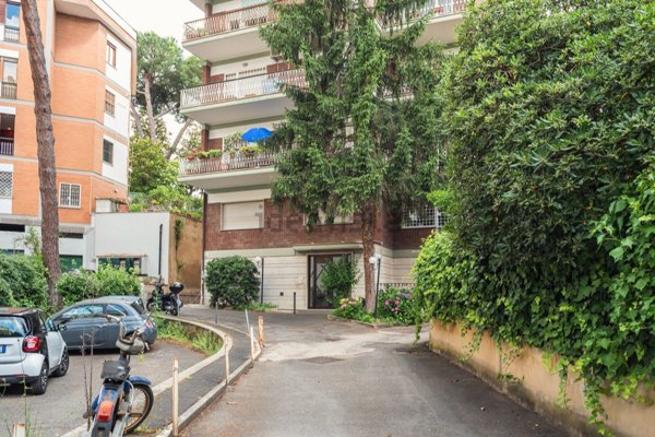 appartamento in vendita a Roma in zona Della Vittoria