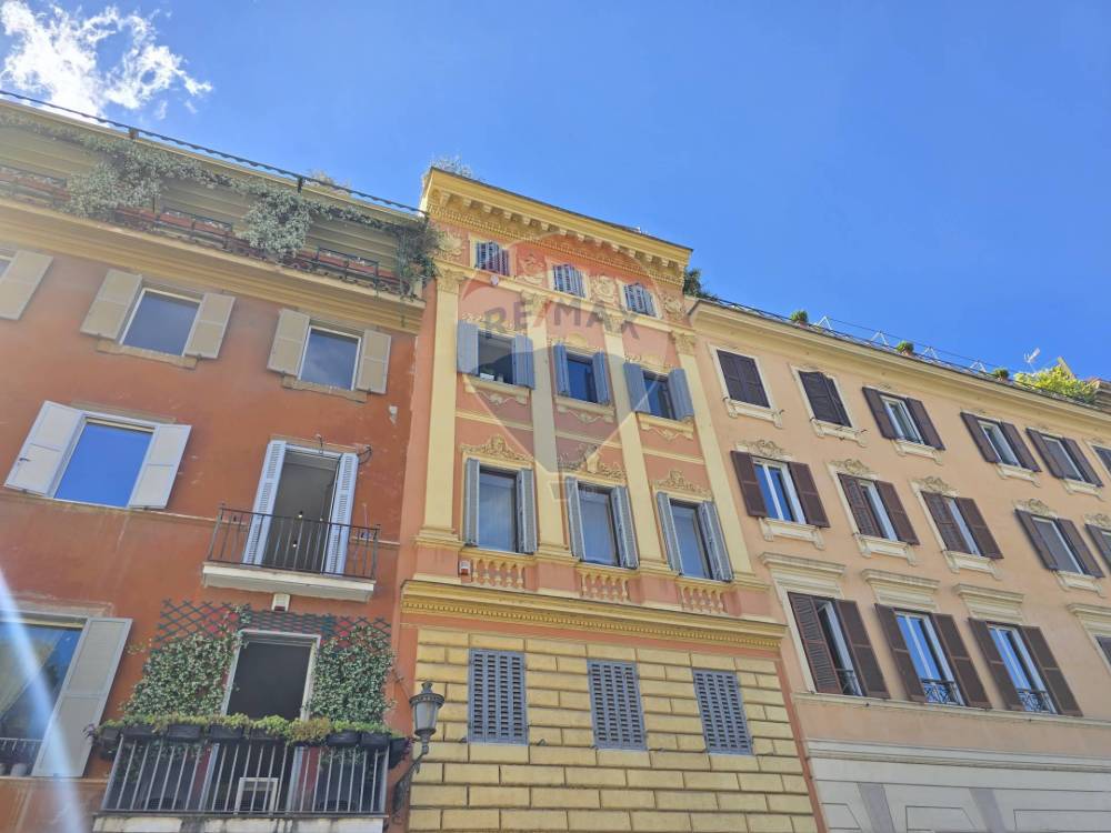 appartamento in vendita a Roma in zona San Saba - Ripa