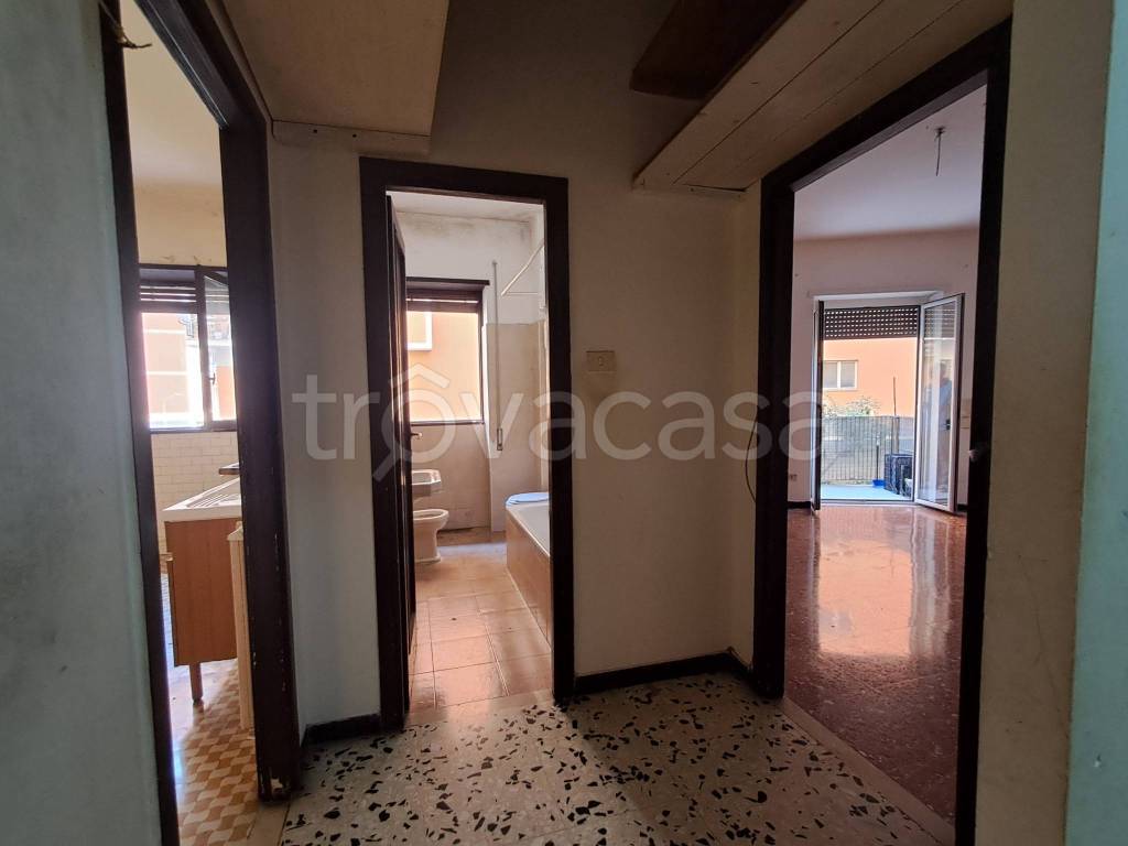 appartamento in vendita a Roma in zona Prenestino-Centocelle
