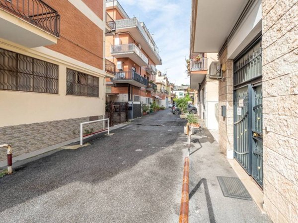 appartamento in vendita a Roma in zona Romanina