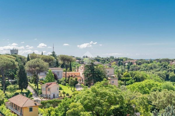 appartamento in vendita a Roma in zona Gianicolense