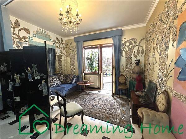 appartamento in vendita a Roma in zona Ardeatino