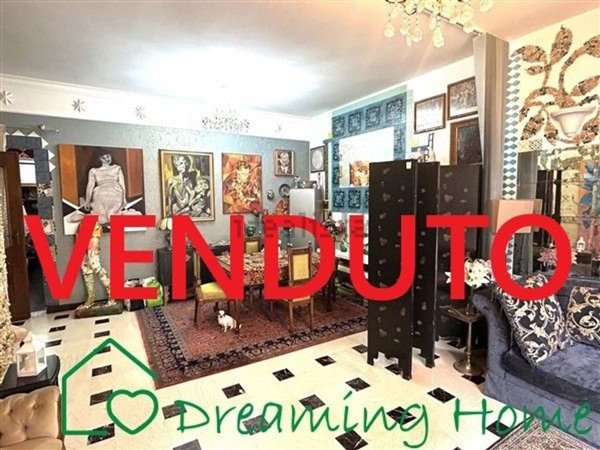 appartamento in vendita a Roma in zona Ardeatino