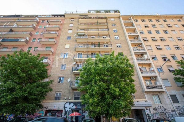 appartamento in vendita a Roma in zona Tuscolano