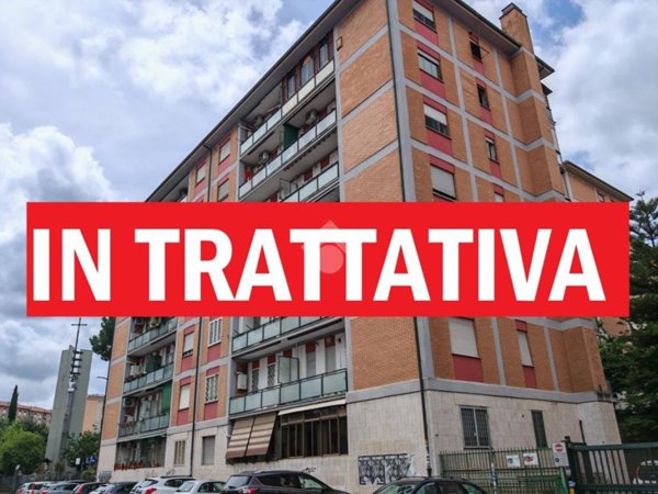 appartamento in vendita a Roma in zona Torre Spaccata