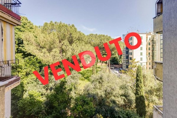 appartamento in vendita a Roma in zona Ostiense