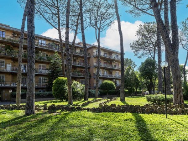 appartamento in vendita a Roma in zona Portuense