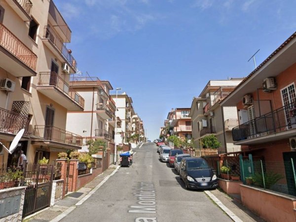 appartamento in vendita a Roma in zona Labaro
