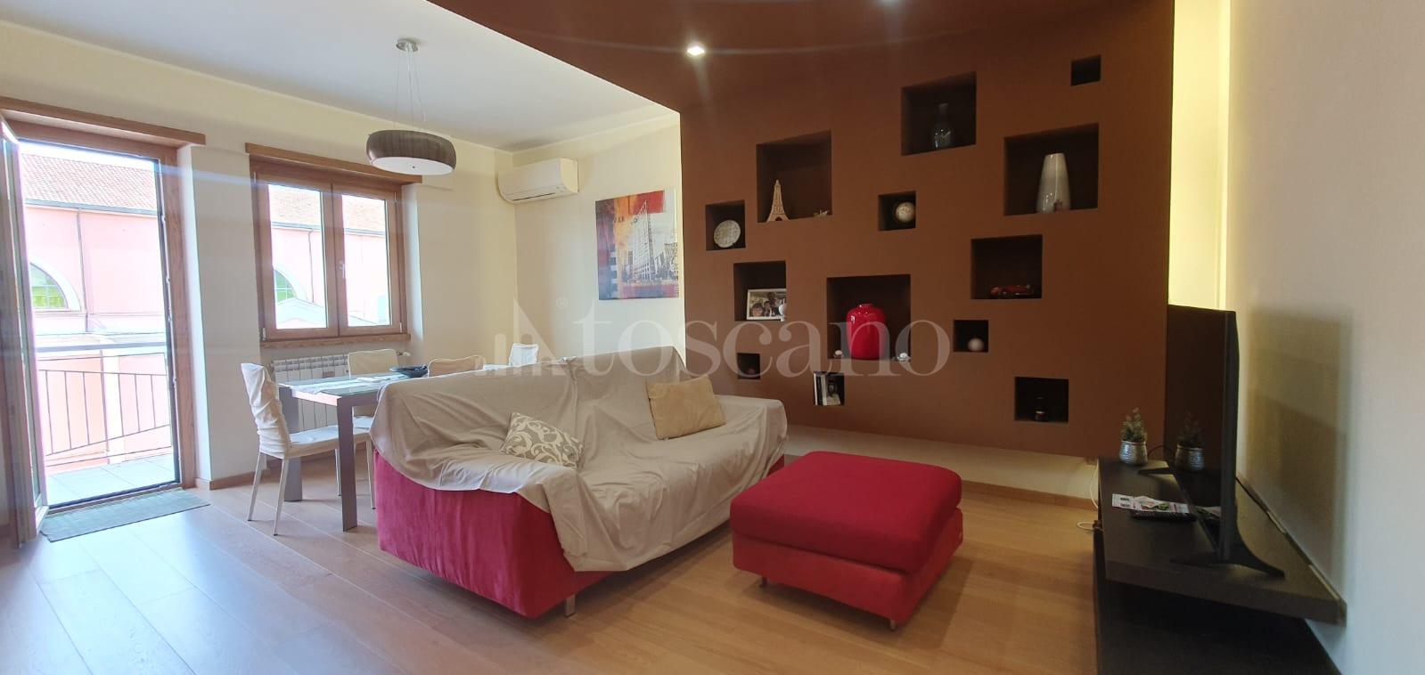 appartamento in vendita a Roma in zona Lunghezza