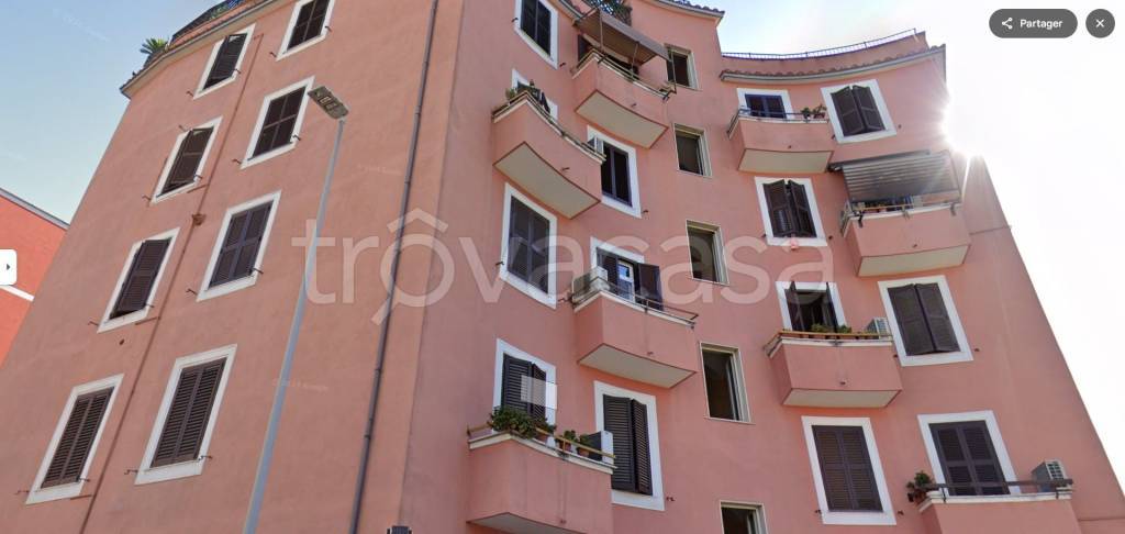 appartamento in vendita a Roma in zona Prenestino-Centocelle