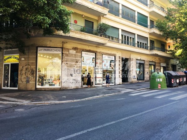 casa indipendente in vendita a Roma in zona Trieste