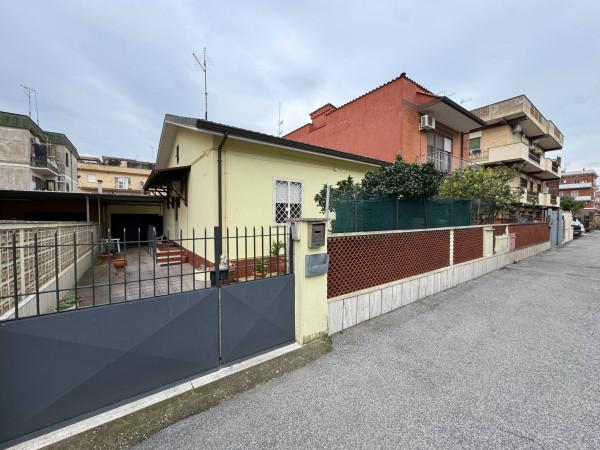 casa indipendente in vendita a Roma in zona Dragona/Bagnoletto
