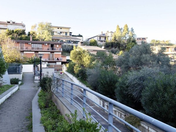 casa indipendente in vendita a Roma in zona Gianicolense
