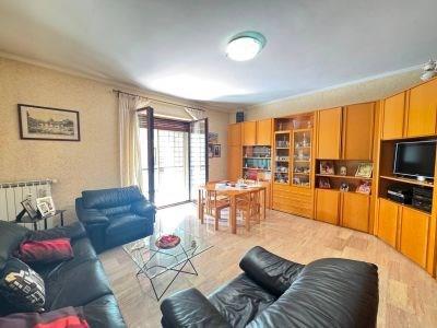 appartamento in vendita a Roma in zona Portuense