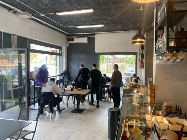 negozio in vendita a Roma in zona Acilia