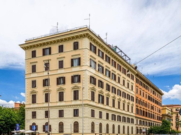 appartamento in vendita a Roma in zona Rione Prati