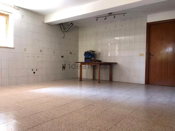appartamento in vendita a Roma in zona Acilia