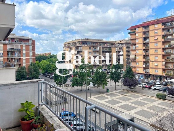 appartamento in vendita a Roma in zona Collatino