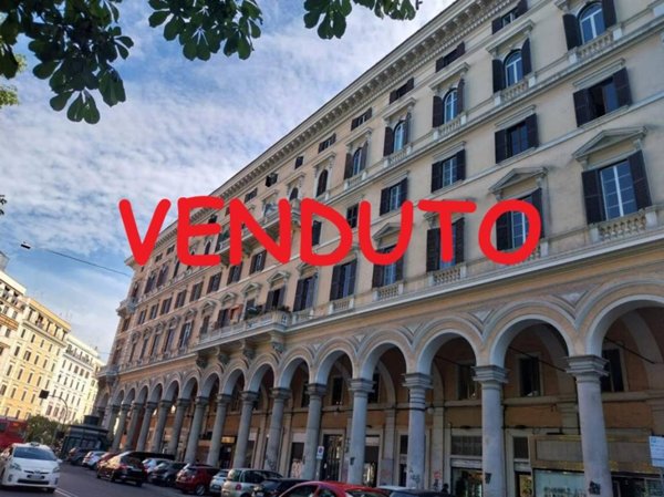 appartamento in vendita a Roma in zona Esquilino