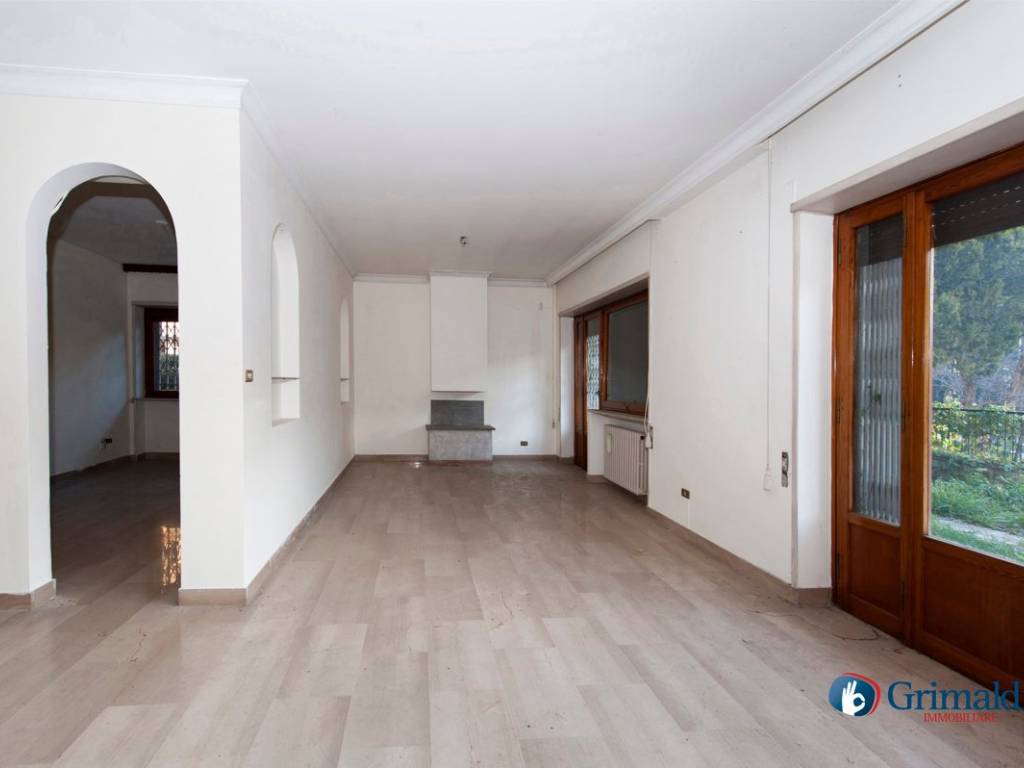 appartamento in vendita a Roma in zona EUR